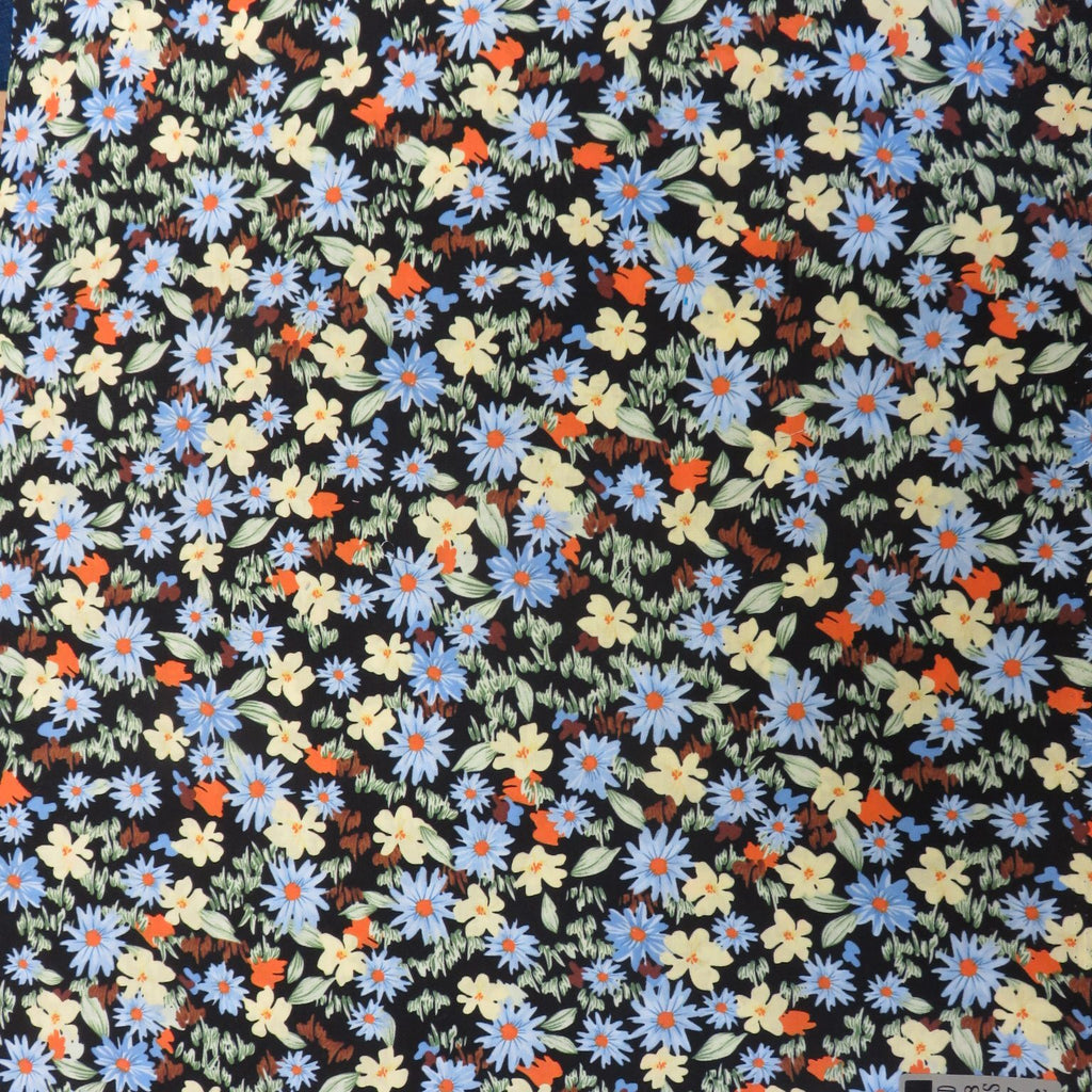 Poplin Print Design - 1017 Floral 100% Cotton Fabric 56"/140cm