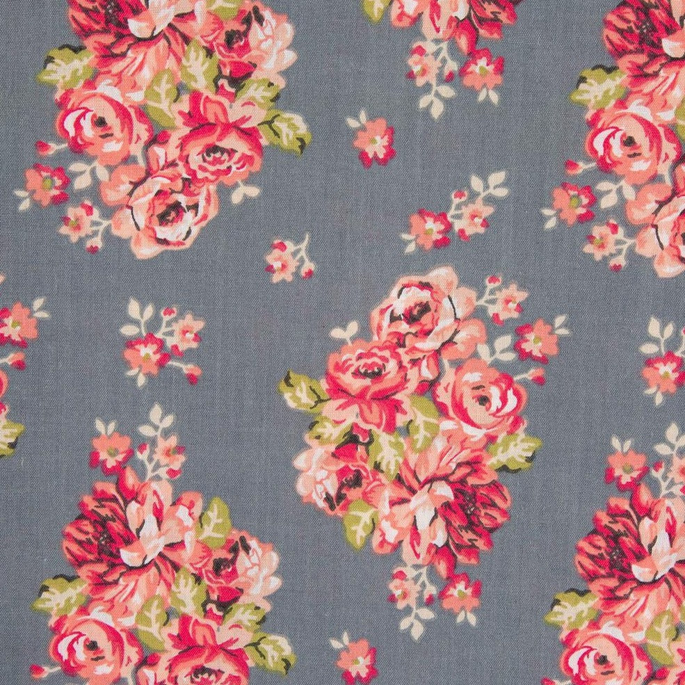 Floral Bunch Design:2034 Polycotton Print 65% Polyester 35% Cotton Approx. 44"/112cm