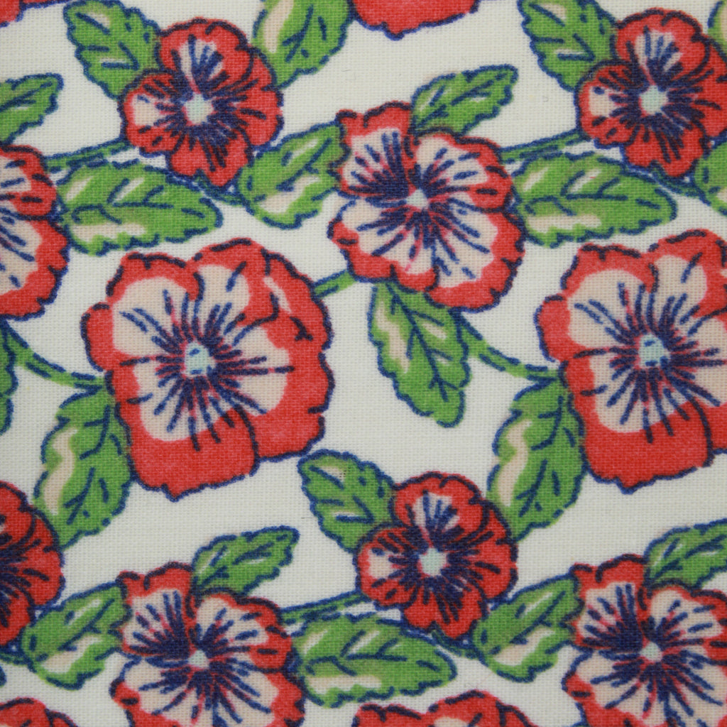 Poppy Flowers Design:2125 Polycotton Print 65% Polyester 35% Cotton Approx. 44"/112cm