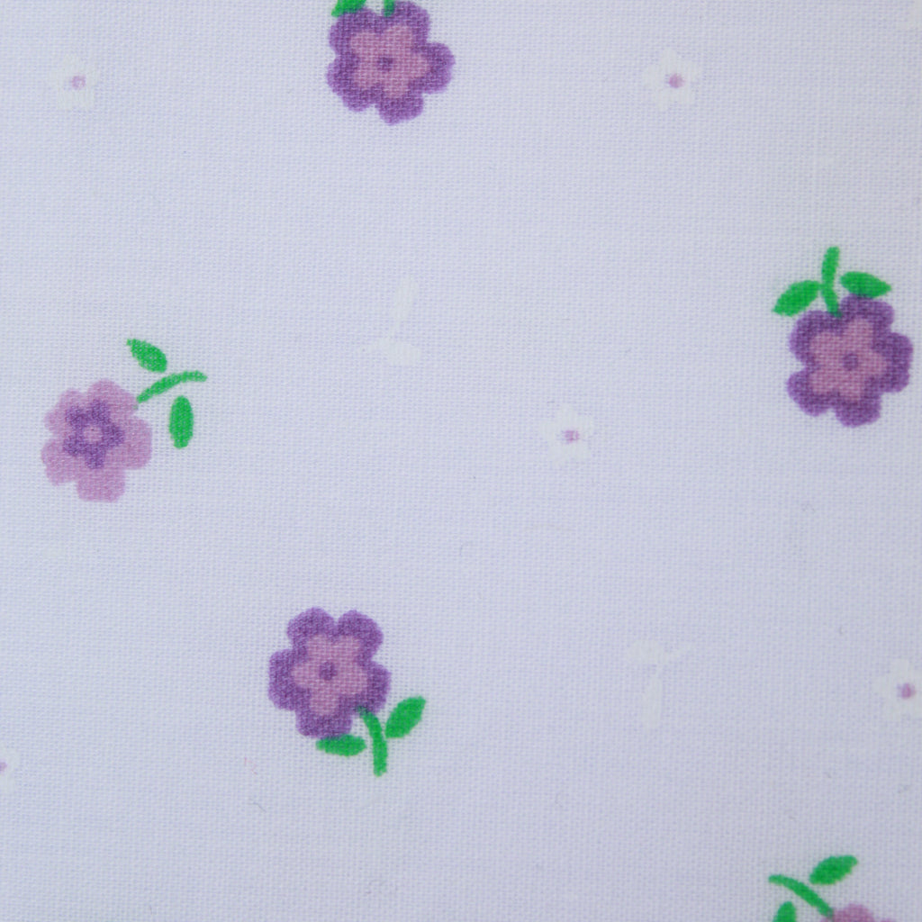 Small Flower Design:2118 Polycotton Print 65% Polyester 35% Cotton Approx. 44"/112cm