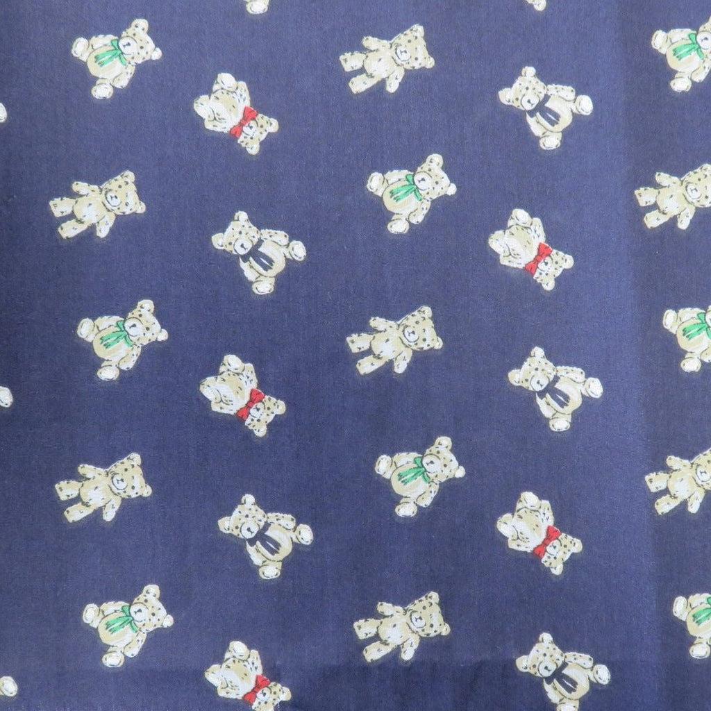 Christmas Teddy Bears Design: X-06 Polycotton Print 65% Polyester 35% Cotton Approx. 44"/112cm